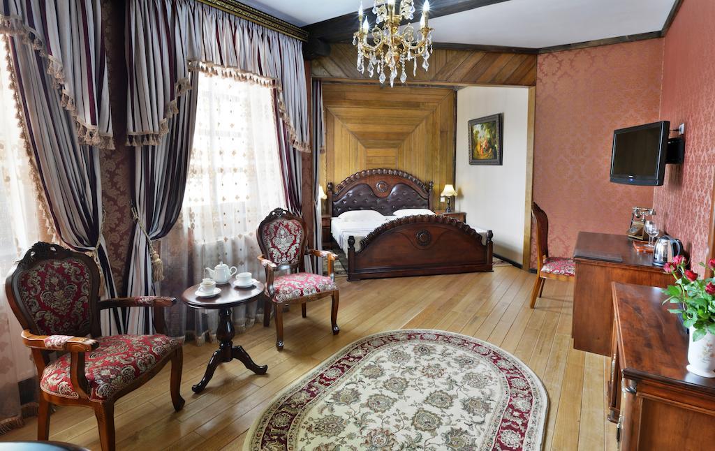 Hotel Zamek Luzec & Wellness Karlovy Vary
