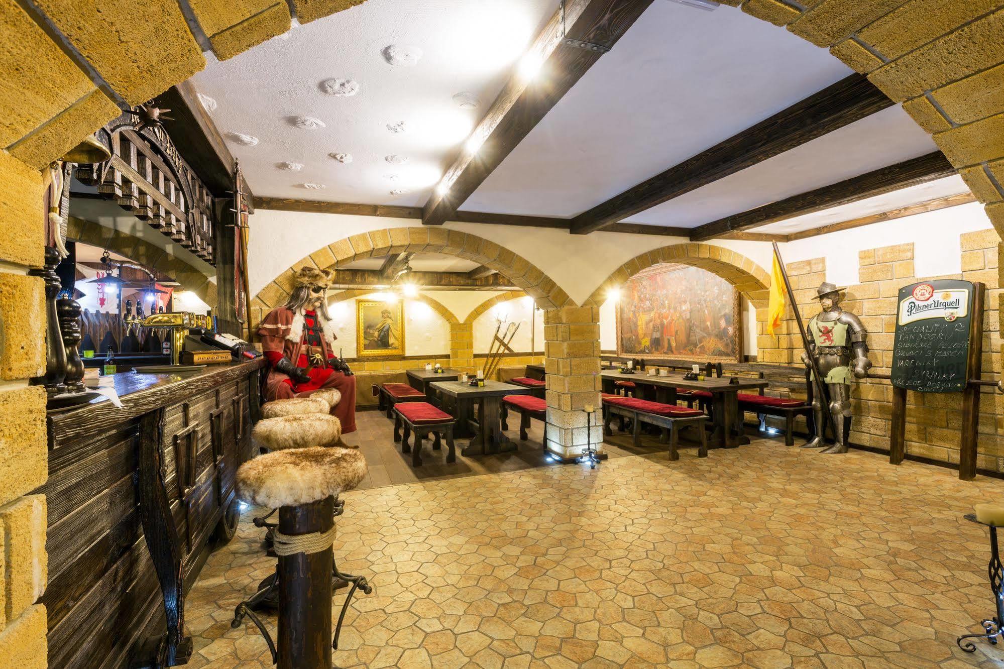 Zamek Luzec & Wellness 4* Karlovy Vary