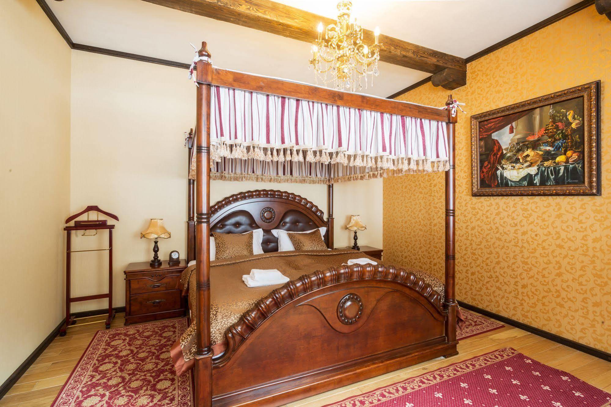 Hotel Zamek Luzec & Wellness Karlovy Vary