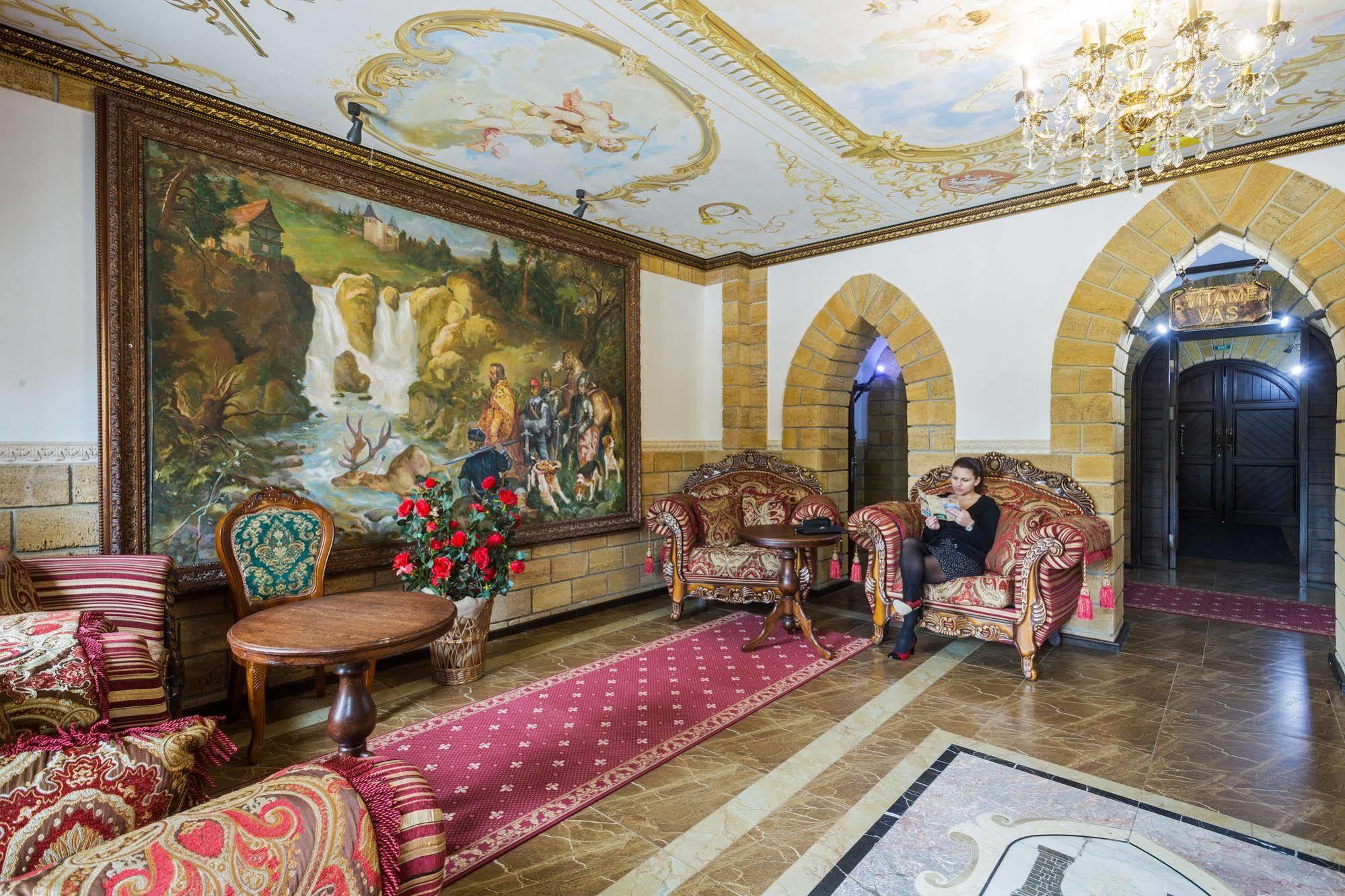 Zamek Luzec & Wellness 4* Карловы Вары